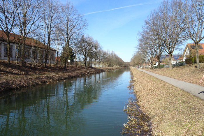 Erbaut von 1836 bis 1846 und 172 km lang, der LDMK, dem Ludwig sein Ludwig-Donau-Main-Kanal