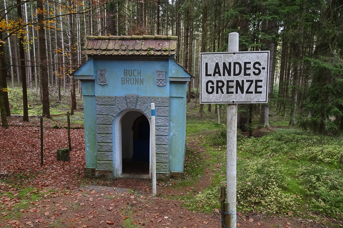 Kuscheliger wird es, als ich die Grenze zu Tschechien erreiche. Immerhin bin ich seit 50 Metern wieder in der Oberpfalz.