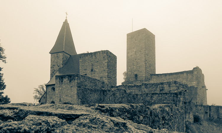 Vorher noch die Burg erkunden! Leuchtenberg: best erhaltene Ruine der Oberpfalz.