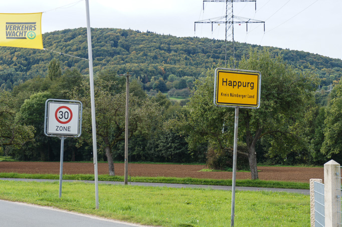 Die Wanderung startet in Happurg. (Mit 2 pp, damit es auch im Frankenland ein weiches p wird.)