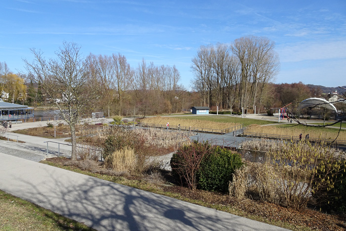 1998 fand hier die Landesgartenschau statt. Wir waren uns sicher, dass es höchstens 15 Jahre her ist. Kinder, wie die Zeit vergeht!
