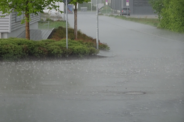 Wir haben uns ins Industriegebiet verlaufen. Lag vielleicht am Regen?