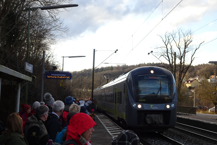 Top Wandermanagement: Die Bahn fährt nicht direkt nach Marrakesh sondern einen kleinen Umweg über Regensburg. - ENDE