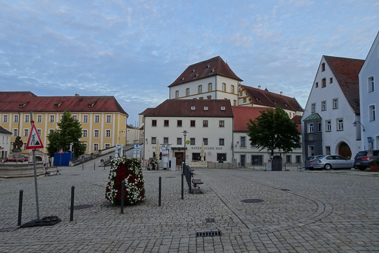Die Herzogsstadt Sulzbach-Rosenberg durchqueren wir unbemerkt. (Also wir merken es schon ...)