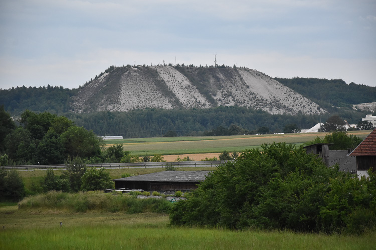 Monte Kaolino. Aus Naturschutzgründen ist das Weiß längst Geschichte.