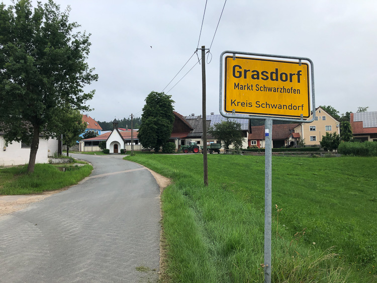 Es gibt Orte, da sind auch die Rindviecher auf Drogen...