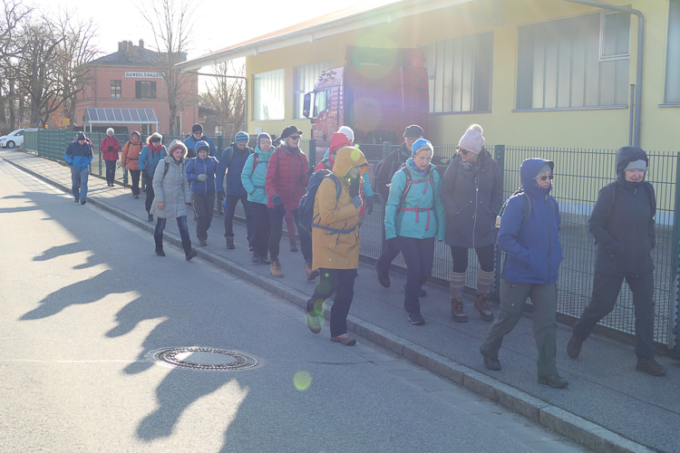 Start zur 35. von mir geleiteten BN-Wanderung in Gundelshausen.