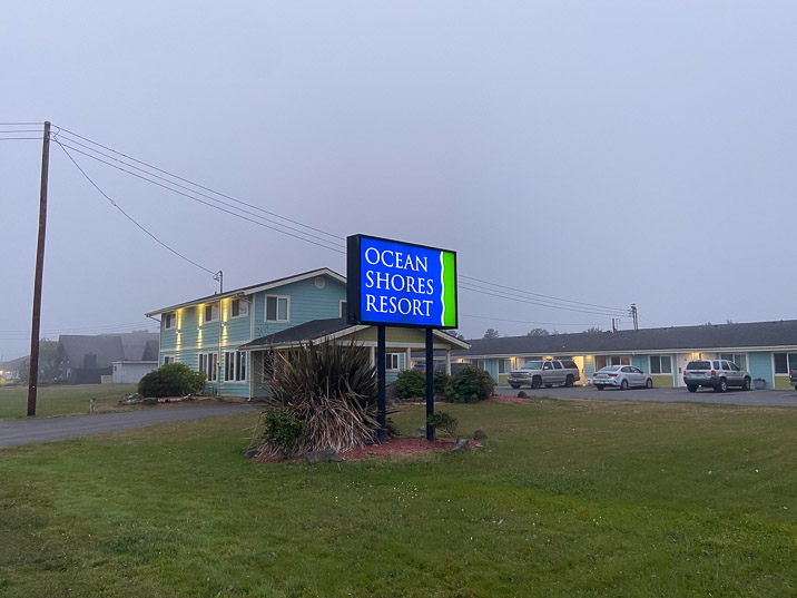Luckily, the motel is quite charming and our room equipped with a heater.